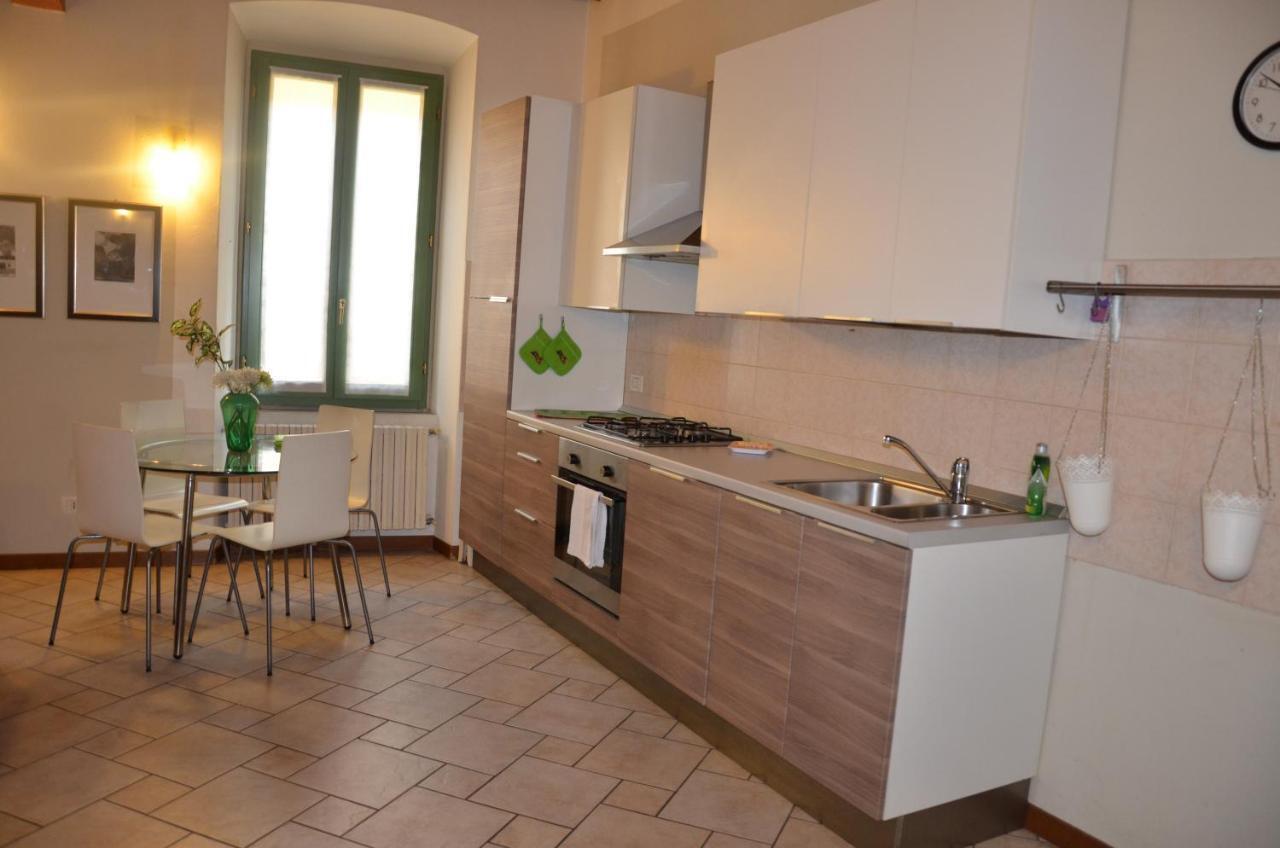 Soggiorno In Centro Storico Vimercate Bagian luar foto